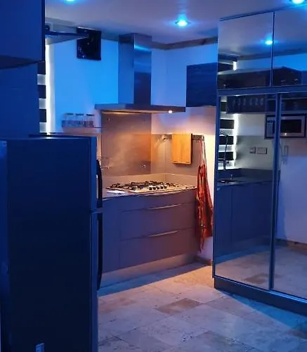 5 Star Smart Studio 30M2